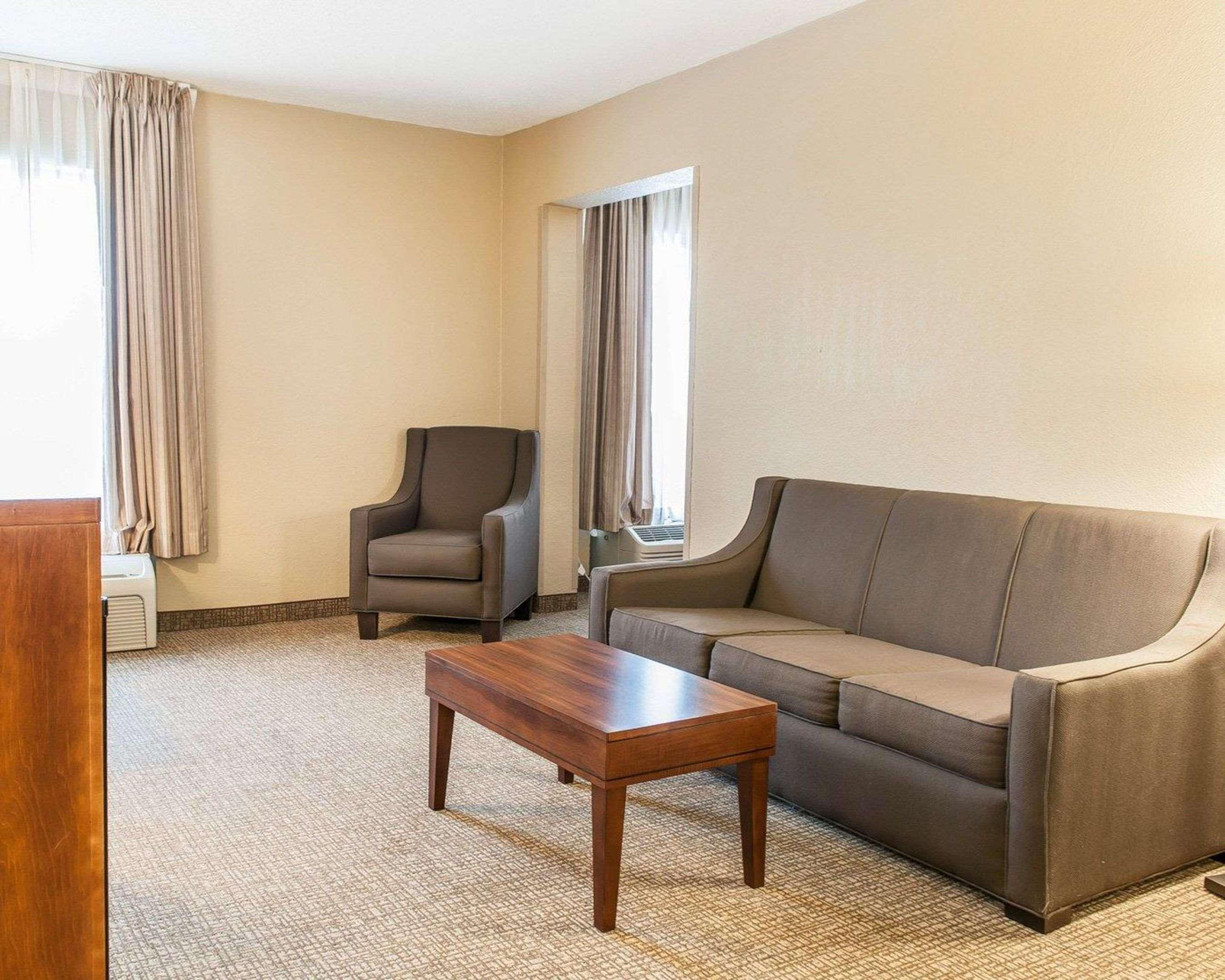 Comfort Inn Мэдисон Экстерьер фото